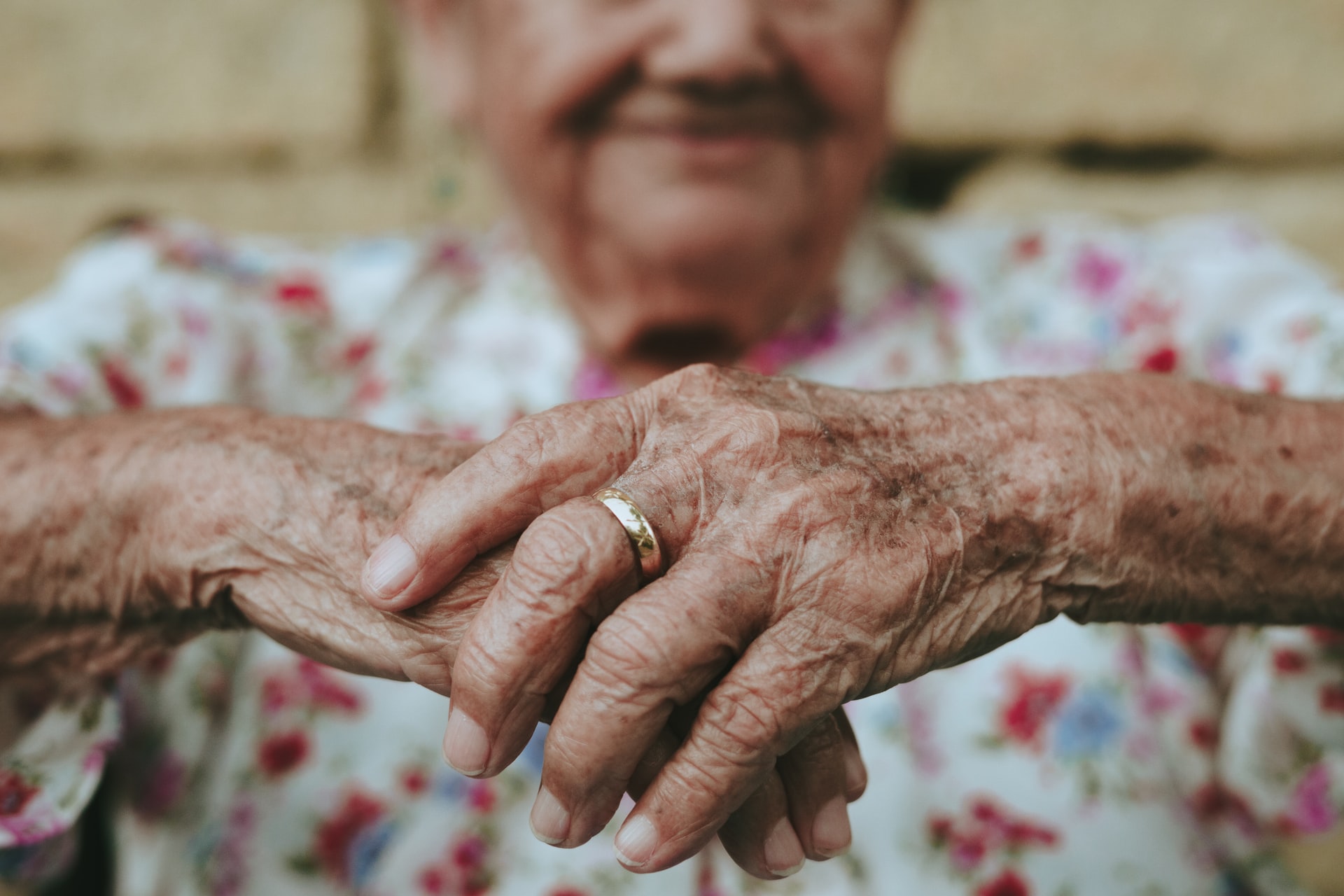 What does it cost to live in a senior living facility?